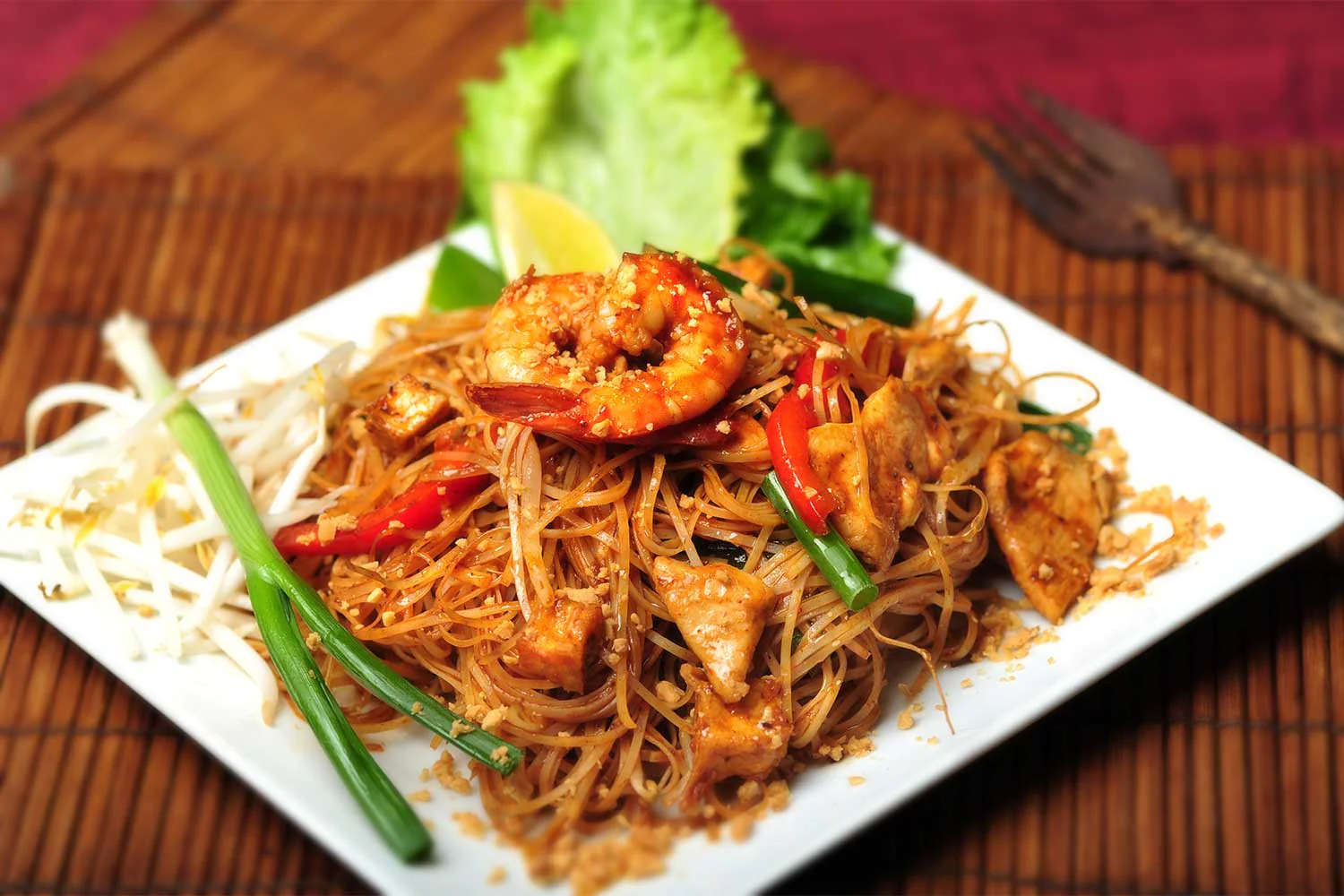 Evde Orijinal Pad Thai Tarifi – Tayland Lezzeti